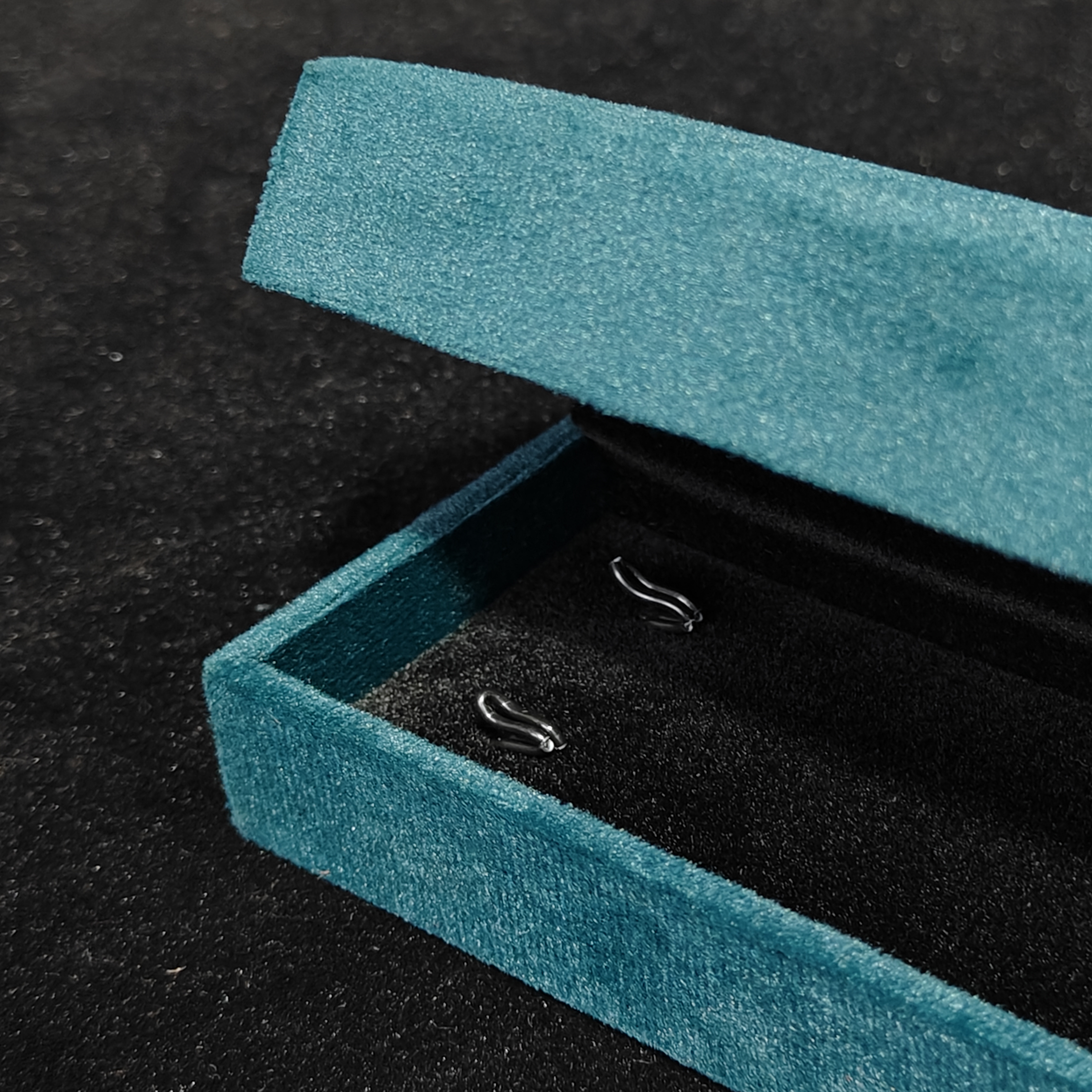 Brouch BOX 9X2½ Chain