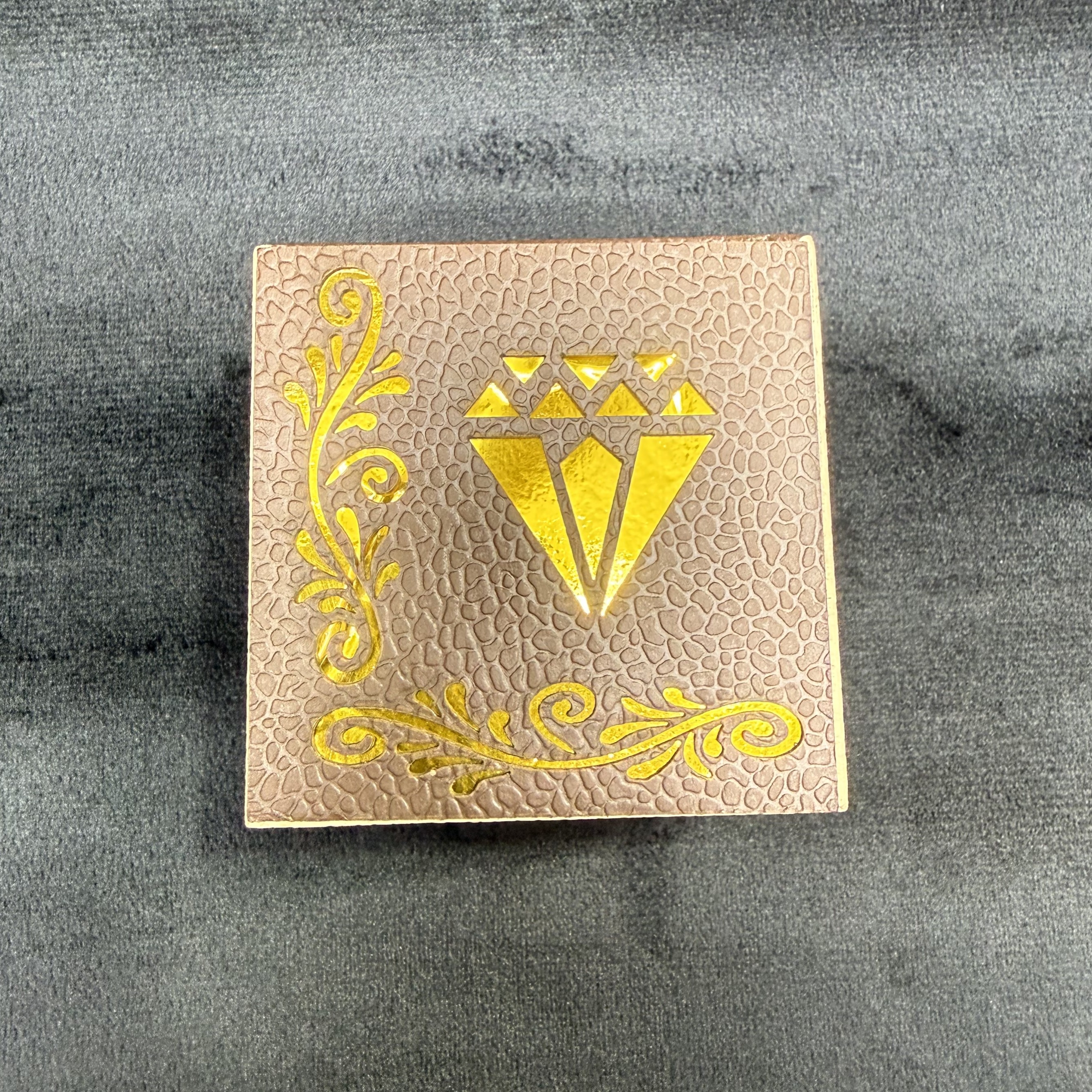 Light Diamond BOX 3x3 Ring