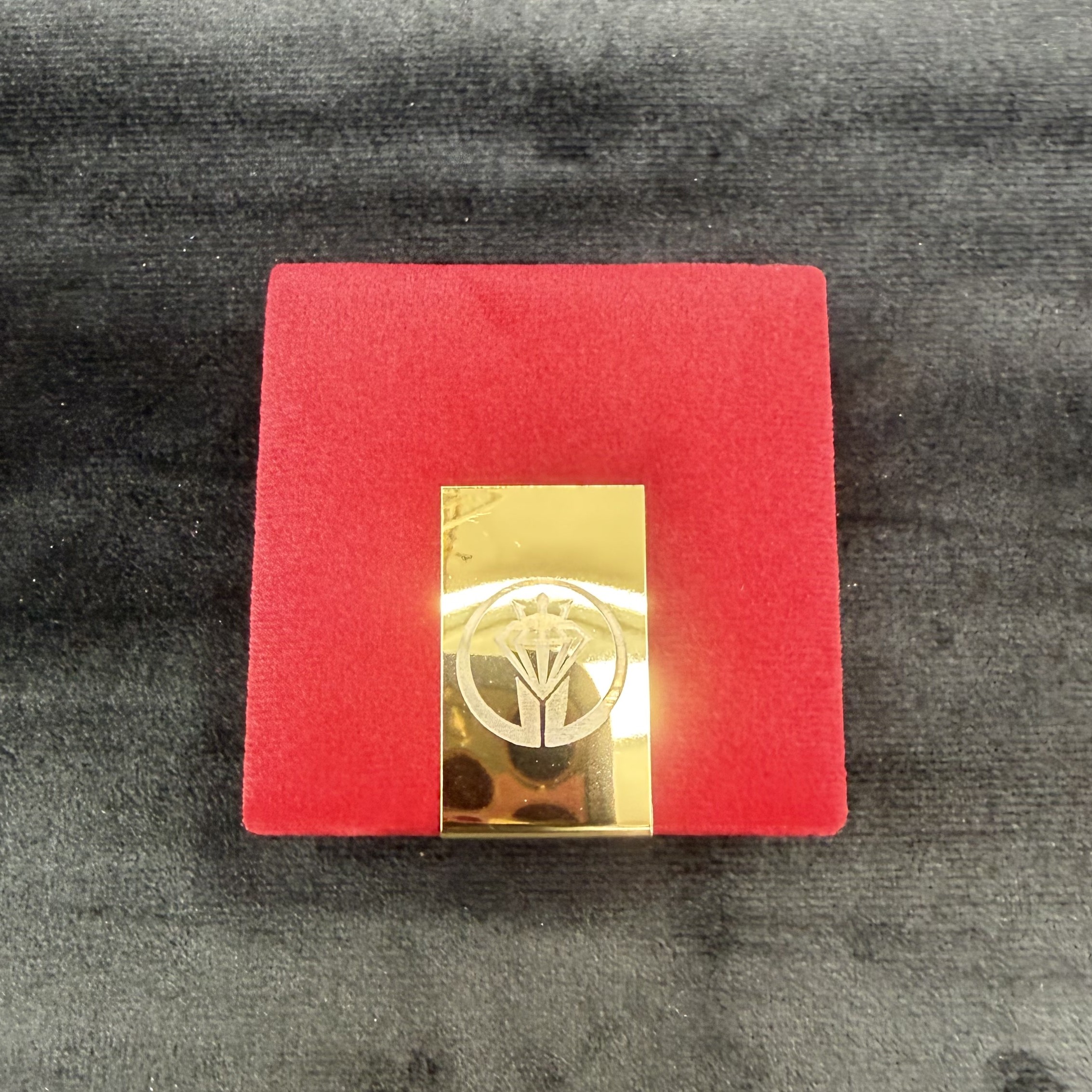 Red Patti Box 3x3 Ring